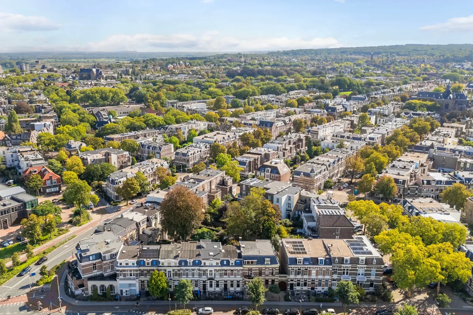 Luchtfoto van de groene woonwijken van Nijmegen